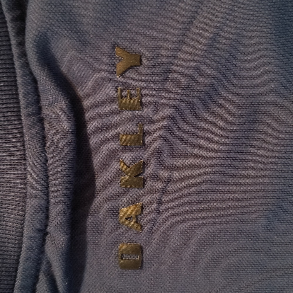 Oakley Performance Vest - image 5